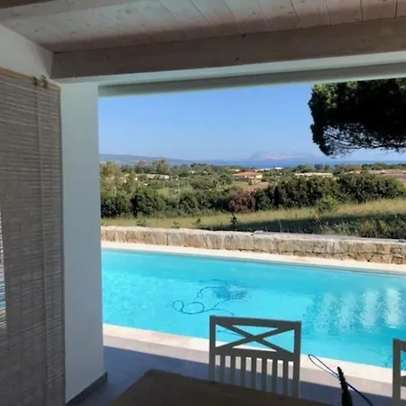 Vista Mare Con Piscina A - Baia Sant'anna Prázdninový dům Budoni