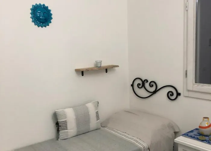 Vista Mare Con Piscina A - Baia Sant'anna Vakantiehuis